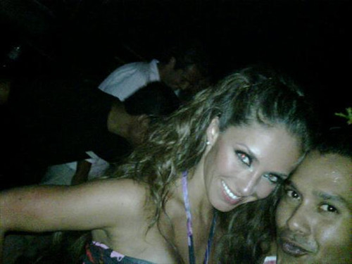 1271900585014_f - Any - Naci Para Amarte