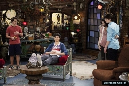 normal_selena-gomez-004 - Wizards Of Waverly Place - Alex Saves Mason - Promotional Stills