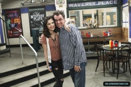 normal_selena-gomez-014