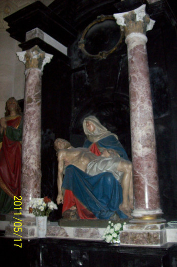 Pieta,opera a lui Michelangelo.
