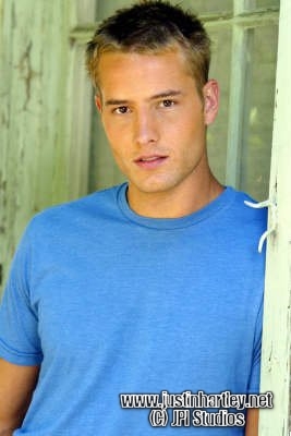 Justin Hartley (8)