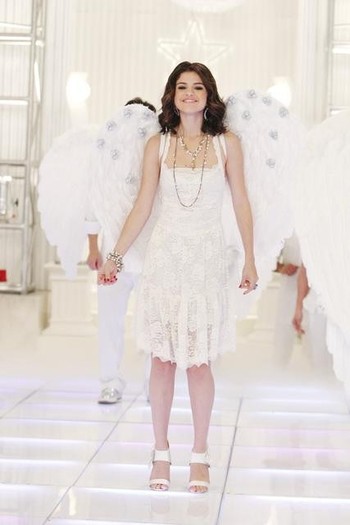 12 - Wizards Of Waverly Place - Dancing with Angels - Promotional Stills