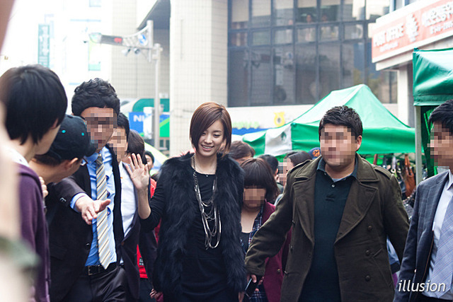 101105viki009