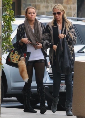 normal_miley-cyrus-country-strong_(8) - 0-0 Miley out to breakfast with Mommy Tish in LA