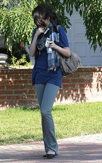 53994_Celebutopia-Selena_Gomez_leaving_her_house_and_drinking_a_Red_Bull-04_122_573lo - Selena Gomez leaving her house and drinking a Red Bull  Los Angeles October 5