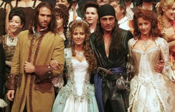 Fernando_Colunga_1228653267_2