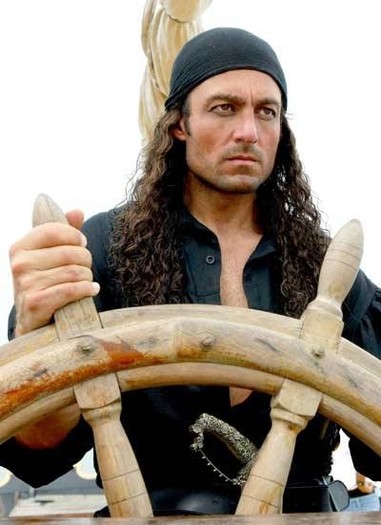 Fernando_Colunga_1255197255_1