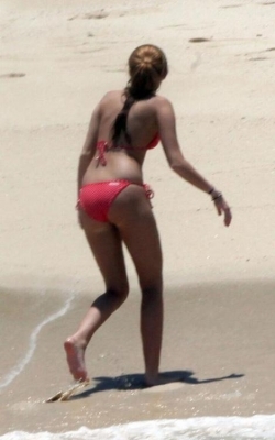 normal_miley-cyrus-052410-6 - 0-0  miley cyrus wearing bikini at beach in mexico