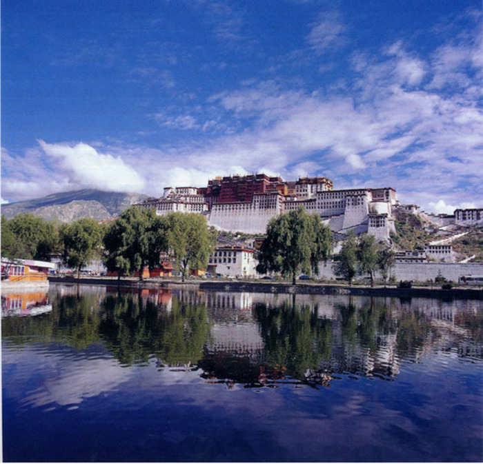 potala_palace_lhasa_tibet_china_photo_gov_4 - China