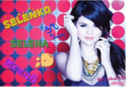 36247629_IFBXLZLIJ - selena gomez glittery