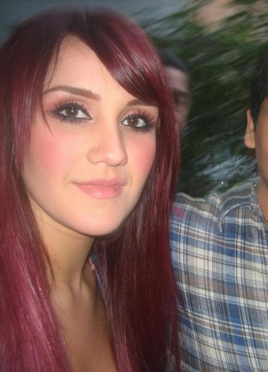 33E6K5V - dulce maria 2