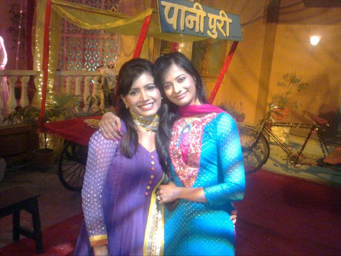 183716_205441839473044_121064341244128_954178_8100285_n - Priya Ahuja