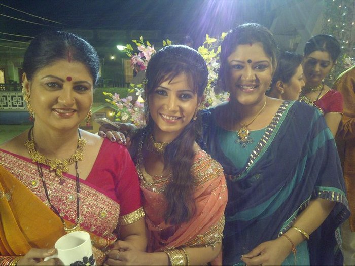 224111_223021824381712_121064341244128_1116332_7885537_n - Priya Ahuja