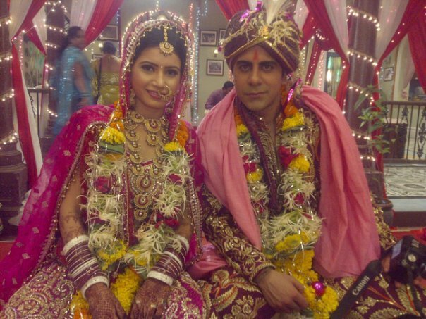 225847_225266160823945_121064341244128_1135692_3659639_n - Priya Ahuja