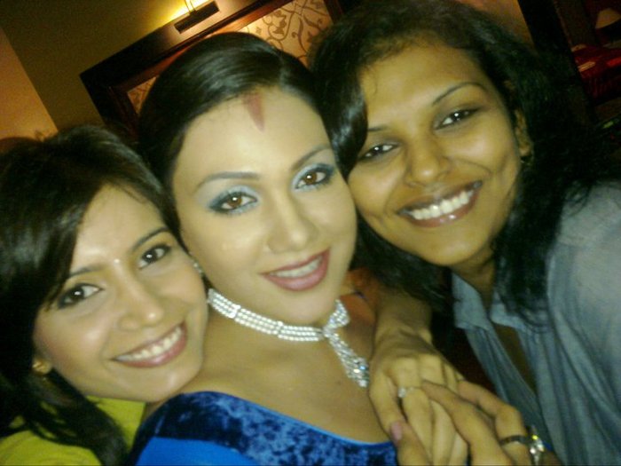 156669_179390298744865_121064341244128_726803_3021338_n - Priya Ahuja