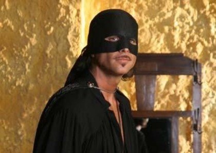 Zorro_La_espada_y_la_rosa_1226583566_2_2007