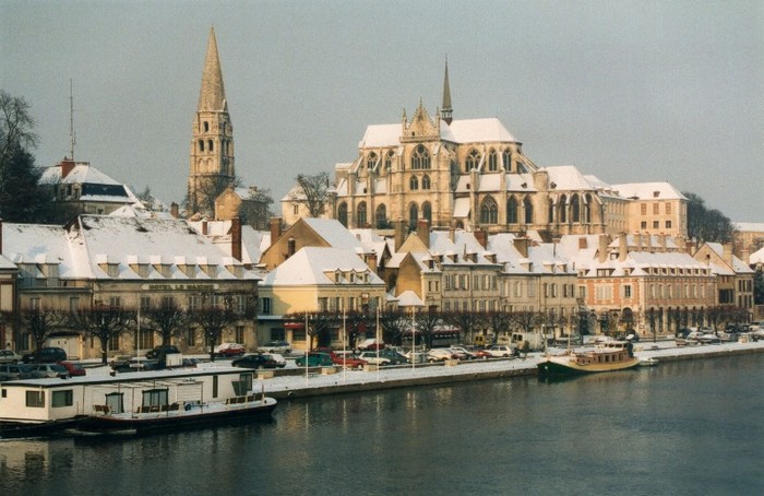 France_Yonne_Auxerre_04 - Franta