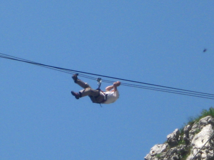  - 000 CALATORIE PRIN TARA