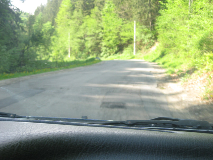  - 000 CALATORIE PRIN TARA