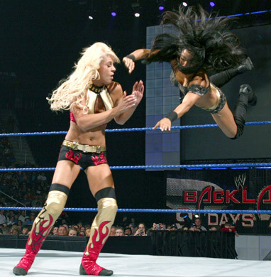 SD_504_Photo_061 - maryse vs gail kim 17 aprilie 2009