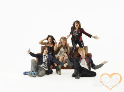 36924059_AFNTNPIDM - Lemonade mouth