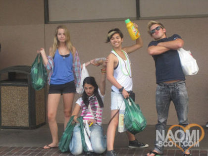 36924106_ISZFMWFDQ - Lemonade mouth
