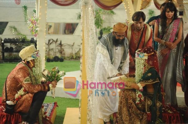 normal_Sara%20khan%20and%20Ali%20merchat%20wedding%20on%20big%20boss%20House%20on%2010th%20Nov%20201