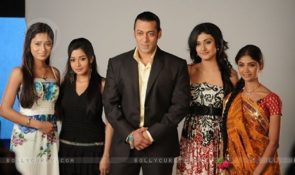 32908436_DOVZLTQTB - xxSara Khan-Sadhnaxx