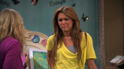 normal_13_Wherever_I_Go_(HD)_2047