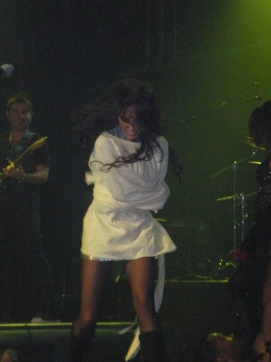 165100_1784482458485_1432205253_31918663_5502472_n - Anahi MDWT reloaded Rumania