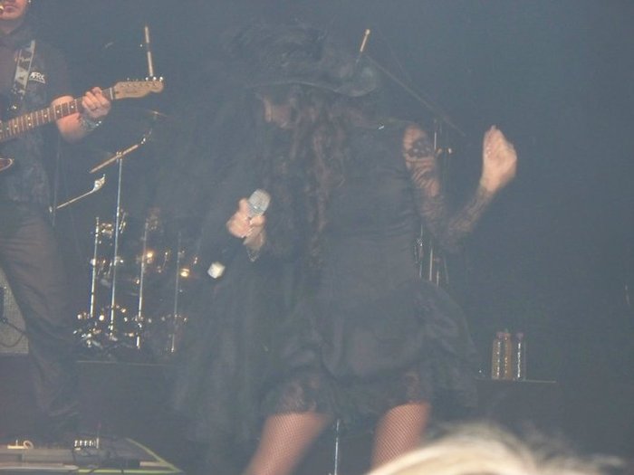 165141_1244962660872_1733569672_458705_2799567_n - Anahi MDWT reloaded Rumania