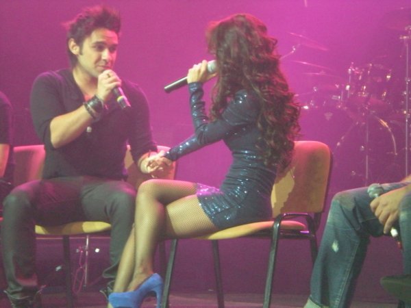 165221_1783748200129_1432205253_31916842_2691806_n - Anahi MDWT reloaded Rumania