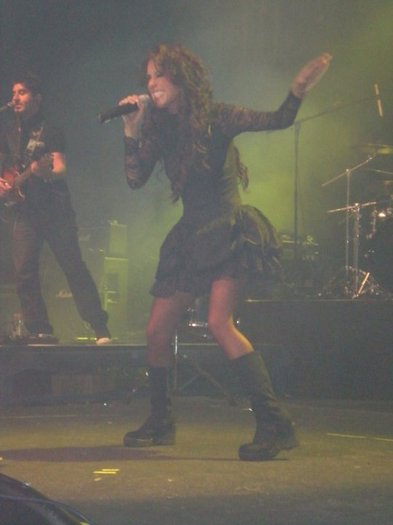 166192_1784423657015_1432205253_31918412_1451_n