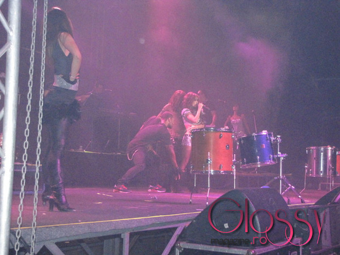 anahi-arenele-romane-indoor-06 - Anahi MDWT reloaded Rumania