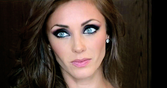 5684888979_2a9c3031db_z - Anahi en Revista Caras