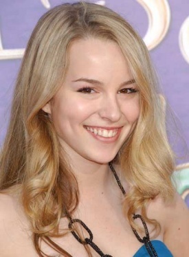 bridgit-mendler-curly-sophisticated-romantic-blonde-275 - cea mai frumoasa vedeta disney