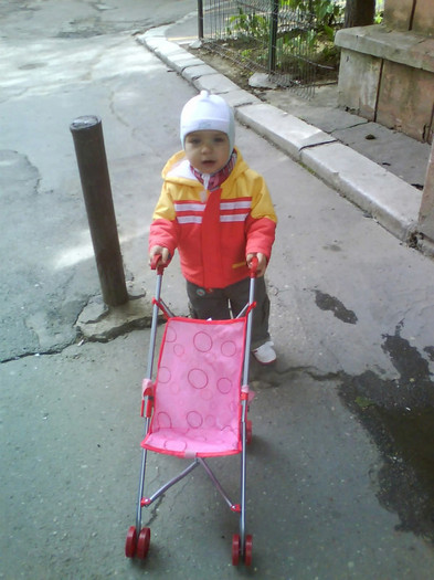 DSC00134 - 1 AN si 8 LUNI