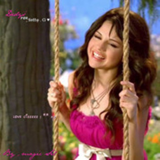 34777790_GLZBBYBSB - Selena Gomez Glittery