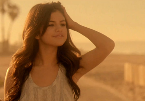 selena-gomez-who-says0 - Selena Gomez