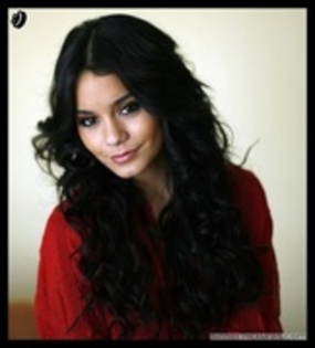 21108453_LOXNRPLBW - vanessa hudgens