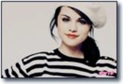 37094147_FLPRSSXMI - Selena Gomez