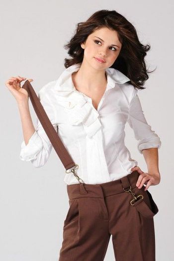 selena-gomez-si-a-schimbat-look-ul_13