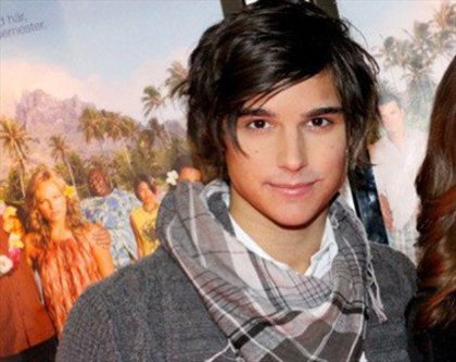 226580_115786201840919_115618635191009_148754_5070293_n