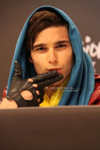 227719_10150206586550209_322432935208_6960071_403906_n