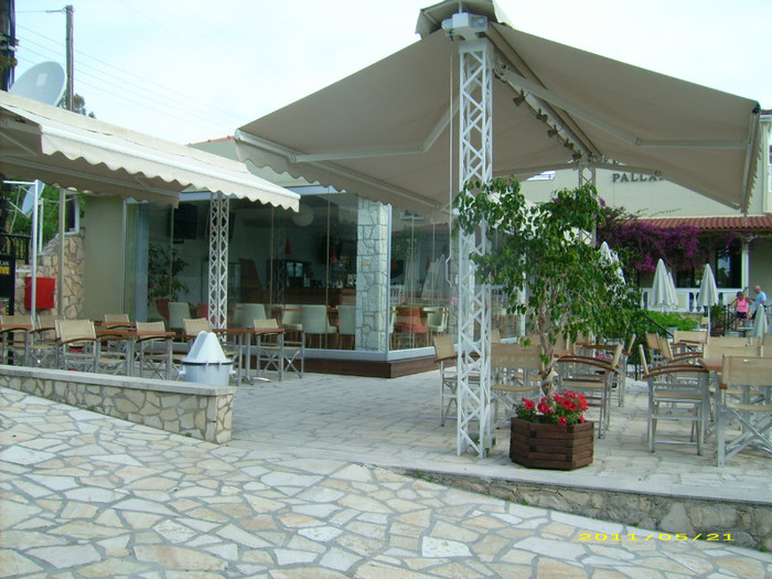 DSCI8303 - 2011_Zakyntos_hotel_Pallas
