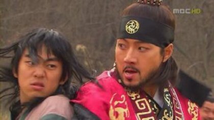 Yuri si Jumong 01