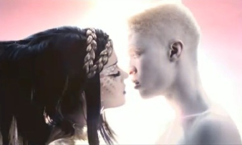 katy-perry-et-video-shaun-ross - katy perry-et