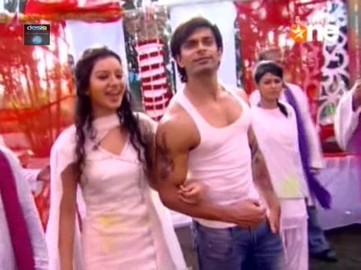 HOLY15 - DILL MILL GAYYE-HOLI