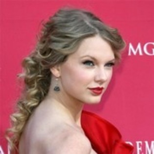 12600640_SSBNSSDYQ - Taylor Swift