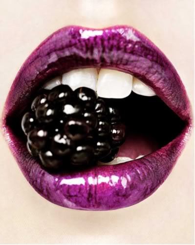 BlackBerryLipsToKiss - Buze2